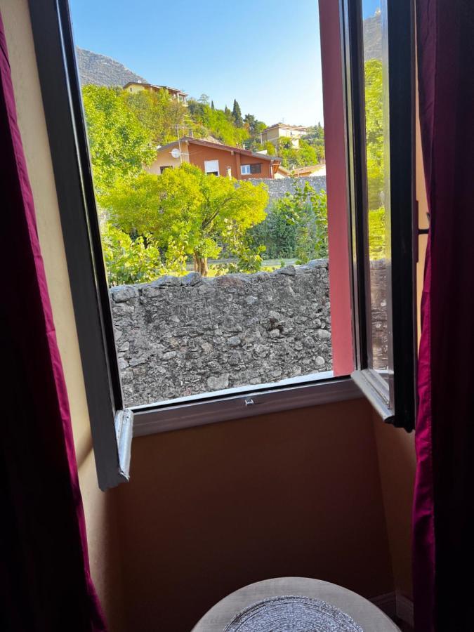 Casa Lindner Villa Rustico Ferienhaus 400M Zum Gardasee 13Schlafplaetze ตอสโกลาโน มาแดร์โน ภายนอก รูปภาพ