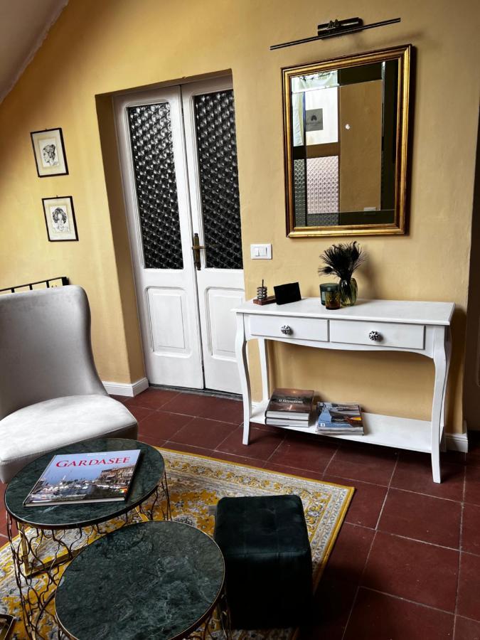 Casa Lindner Villa Rustico Ferienhaus 400M Zum Gardasee 13Schlafplaetze ตอสโกลาโน มาแดร์โน ภายนอก รูปภาพ